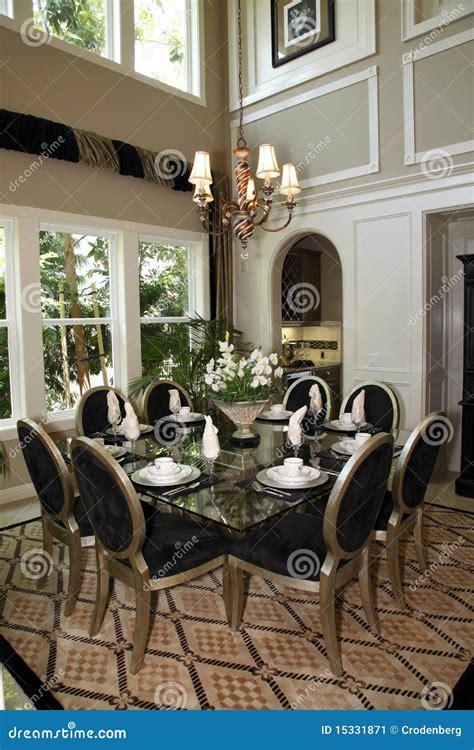 Luxury home dining room stock image. Image of house, centerpiece - 15331871