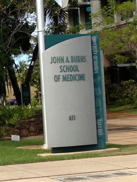 North Shore Notes: UH School of Medicine...