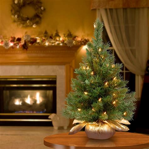 Best Small Christmas Tree Ideas for a Small Space