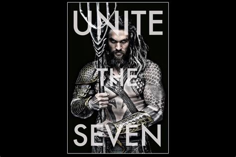 First Look at Momoa’s Aquaman! – What's A Geek