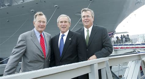 Bush family gathers to rescue Jeb - POLITICO