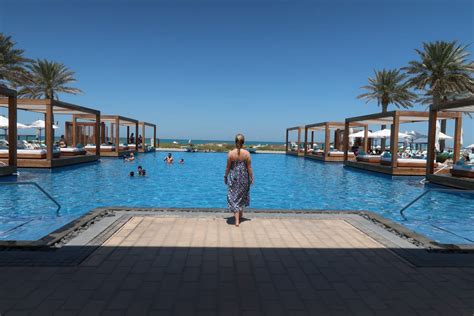 Saadiyat Beach Club, Abu Dhabi: A surprising city oasis - thisgirlabroad