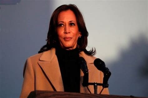 Kamala Harris remembers her mother