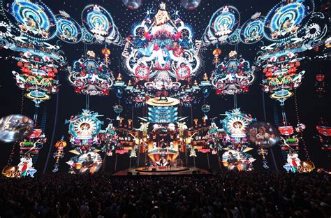 Everything You Need to Know: The MSG Sphere in Las Vegas | Travel Insider