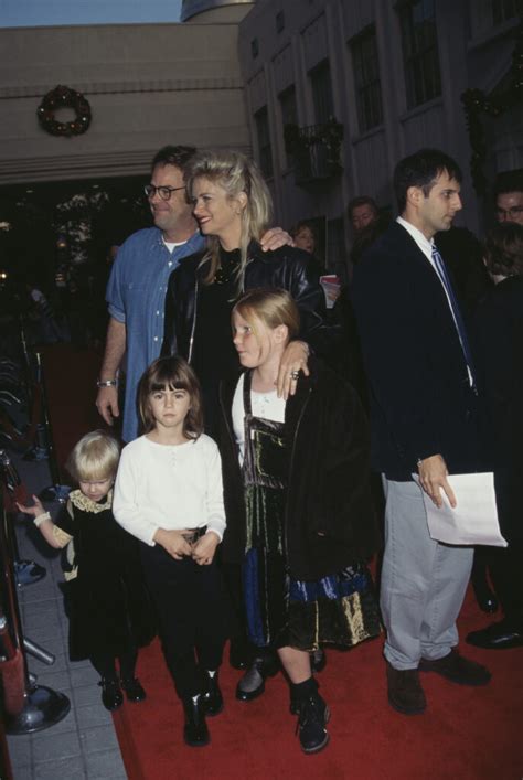 Who are Dan Aykroyd's kids? Everything to know about his daughters ...