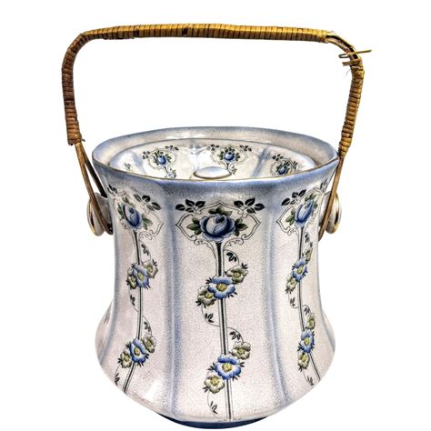 Victorian porcelain slop bucket with lid - Antique Ceramics - Hemswell ...