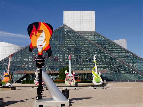 Rock And Roll Hall Of Fame, Cleveland, Ohio - Activity Review & Photos