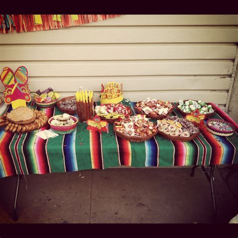 Best 25+ Mexican candy bar ideas on Pinterest | Mexican candy table, Mexican theme baby shower ...