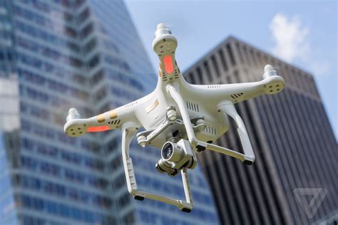 DJI Phantom 3 review: the best drone you can buy just got even better ...