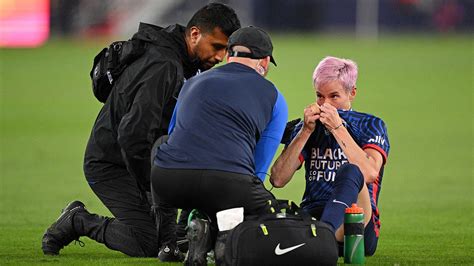 Megan Rapinoe leaves final game of career after non-contact injury less than 3 minutes into ...