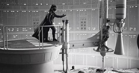 Star Wars: 25 Behind-The-Scenes Photos That Change The Way We See The Movies