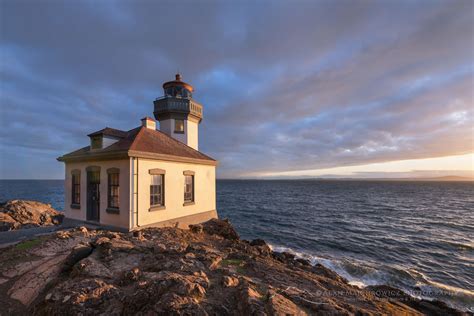 Lime Kiln Lighthouse San Juan Island - Alan Majchrowicz Photography