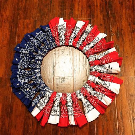 American Flag Wreath DIY | American flag wreath diy, Flag wreath diy ...