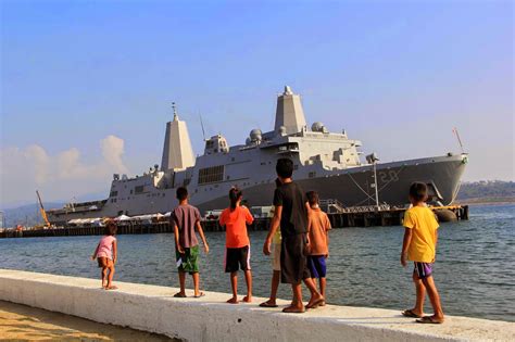 ‘USS Green Bay’ docks in Subic | SubicNewsLink