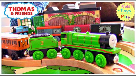 Fisher-Price® Thomas Friends Wooden Railway Henry Engine, 43% OFF