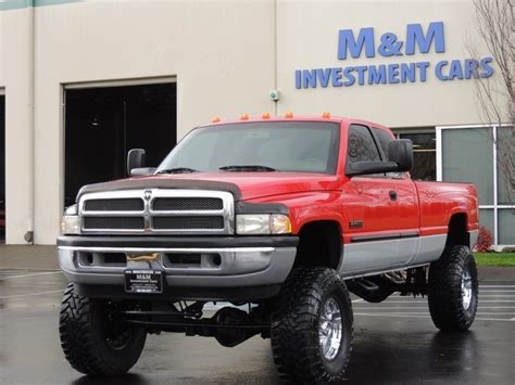 2000 Dodge Ram 2500 SLT 4dr / 4X4 / 5.9L DIESEL / 5-SPEED MANUAL