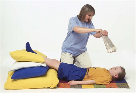 First aid in case of fainting ~ Domestic Accidents Children