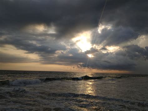 Varkala Beach Sunset | Smithsonian Photo Contest | Smithsonian Magazine