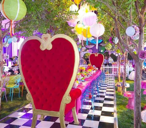 Alice in wonderland tea party | Alice in wonderland tea party, Alice in wonderland party, Alice ...