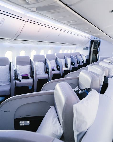 Air New Zealand Boeing 787 Business Class Review - Auckland To Perth ...