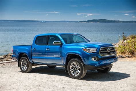 Toyota Plans to Introduce New Hybrid Pickup Truck | Japanese Used Cars Blog