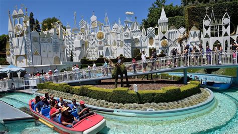 Disneyland Streaker Arrested After Wandering Naked Through It's a Small World Ride