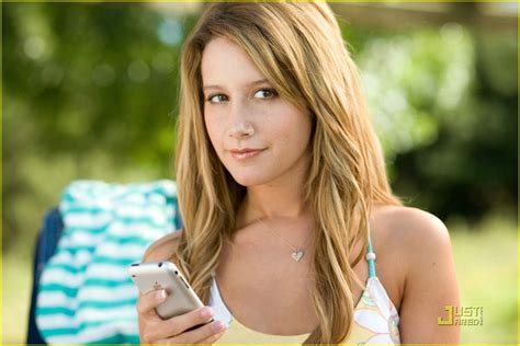 "Aliens in the Attic" Stills - Ashley Tisdale Photo (6638481) - Fanpop