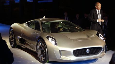 Jaguar C-X75 supercar concept revealed in Paris