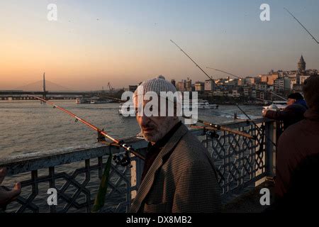 Fishermen on Galata Bridge in Istanbul Turkey Stock Photo - Alamy