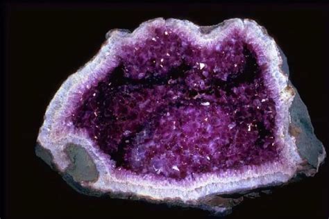 Geodes Formation, Minerals, Location » Geology Science