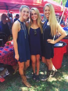 The Best of Ole Miss Tailgating at The Grove - College Weekends ...