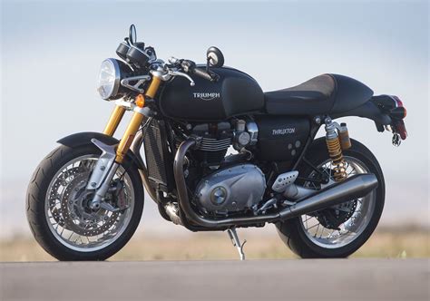 2016 Triumph Thruxton R - RIDE REVIEW - GearOpen.com