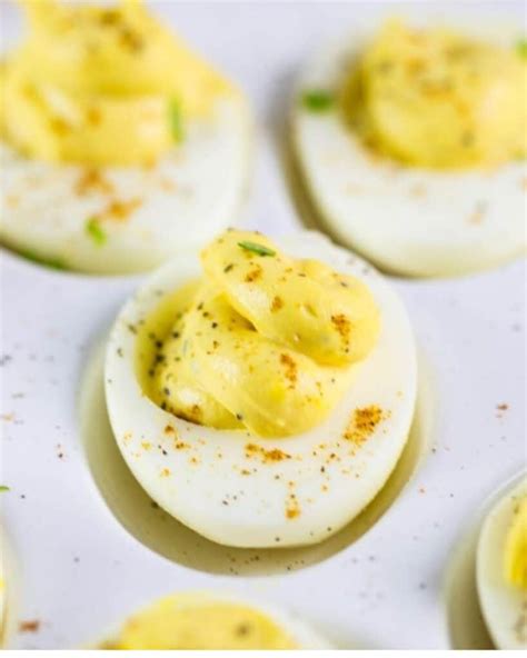 Horseradish Deviled Eggs - Everyday Eileen