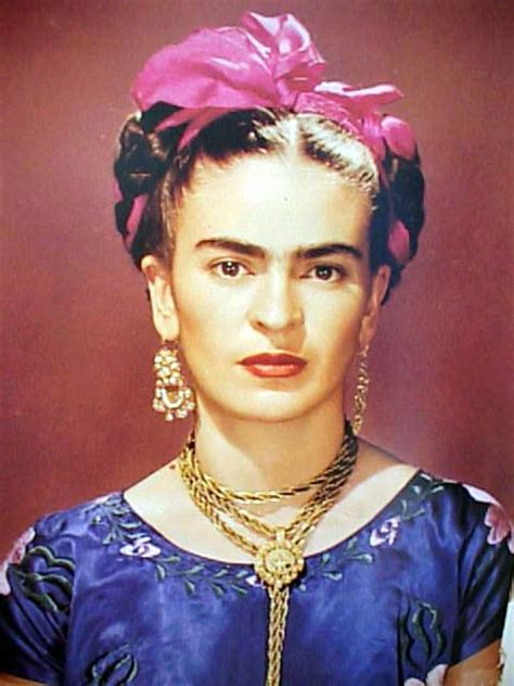 ART & LIFE: A&P: Frida Kahlo usa ropa inetrior Calvin Klein