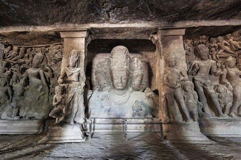 Sculpture of Trimurti in Elephanta caves - INSIGHTS IAS - Simplifying UPSC IAS Exam Preparation