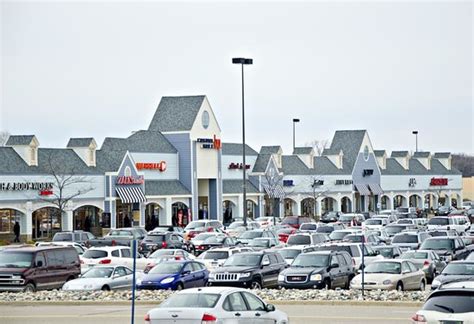 Tanger Outlets Howell - 2019 All You Need to Know BEFORE You Go (with ...