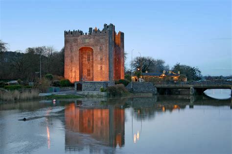 Bunratty Castle | Haunted County Clare, Ireland | Spirited Isle