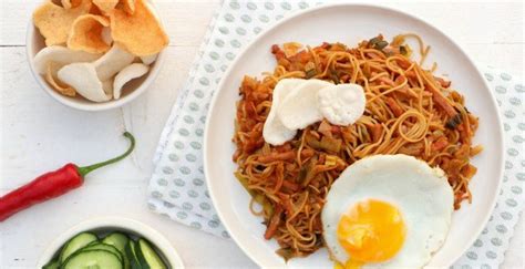 Bami Goreng (fried noodles) – The DIFF Restaurant WebShop