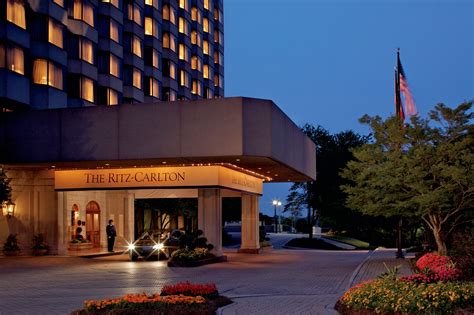 Atlanta: The Ritz-Carlton in Buckhead | Top 10 hotels, Luxury hotel, Atlanta hotels