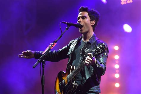 Stereophonics, tour review: Live charm and old hits keep Phonics flying | London Evening Standard