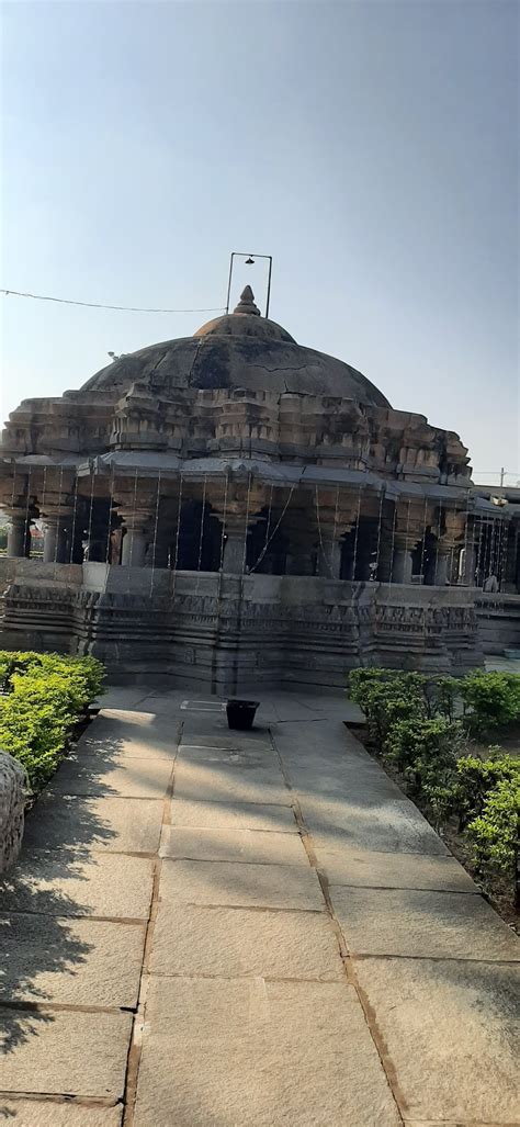 Maajha blog: Chandramouleshwara Temple, Arsikere