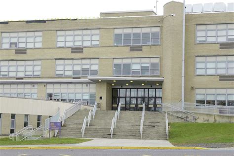 Construction 'issue' delays classes at Troy High