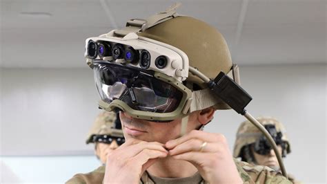 Microsoft Signs $22B Contract with US Army for HoloLens 2 Battlefield Tech