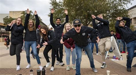 GALLERY: Largest Aggieland Saturday To Date Brings Record Visitors To Campus - Texas A&M Today