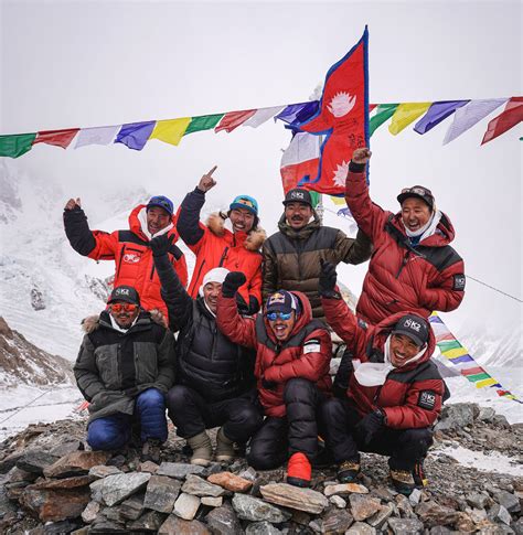 How Climbers Reached the Summit of K2 in Winter for the First Time ...