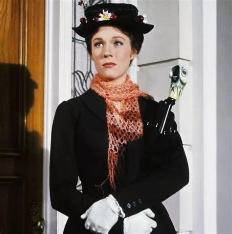 Mary Poppins (character) | Disney Wiki | Fandom