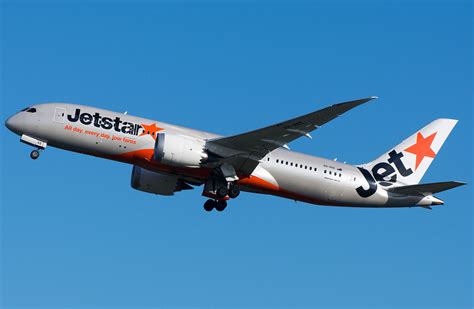 Boeing 787-8 Dreamliner Jetstar. Photos and description of the plane