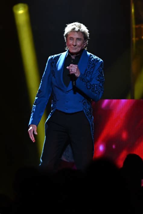 Barry Manilow in concert at FLA Live Arena in Sunrise | PHOTOS – Sun ...