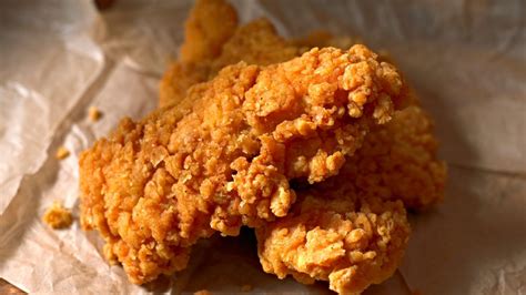 Whataburger Chicken Strips – What They’re Made of, Nutrition and ...