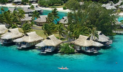 The 7 Best Overwater Bungalow Resorts in Tahiti and Bora Bora in 2019 ...